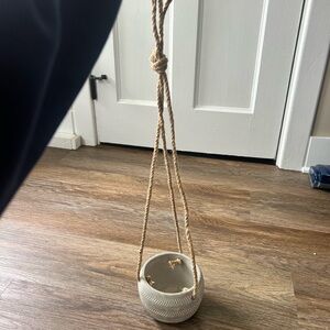 Hanging Planter with Rope Hanger